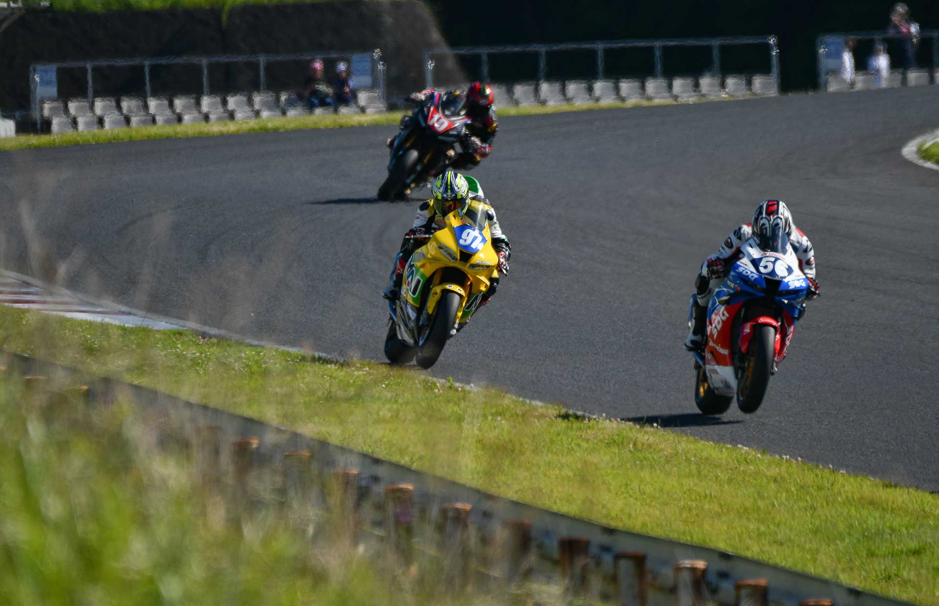 ロードレース写真9枚目